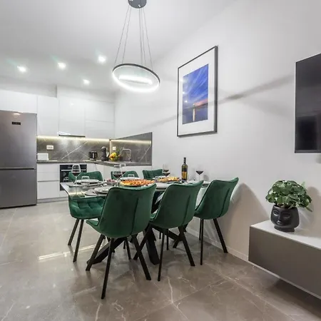 Ferienhaus Mit Privatpool Fur 7 Personen Ca 110 Qm In Vodice-srima, Dalmatien Norddalmatien Holiday home Vodice